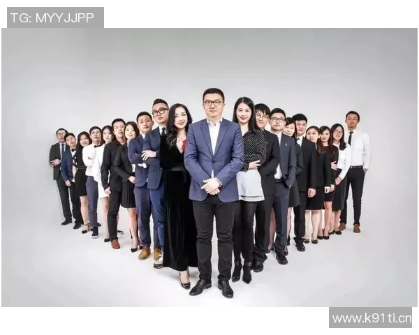 成都滑板队默契配合探秘:团队精神与技术的完美融合 成都滑板队默契配合探秘:团队精神与技术的完美融合